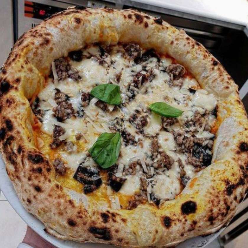 🎁 2x1 Pizza Napolitana