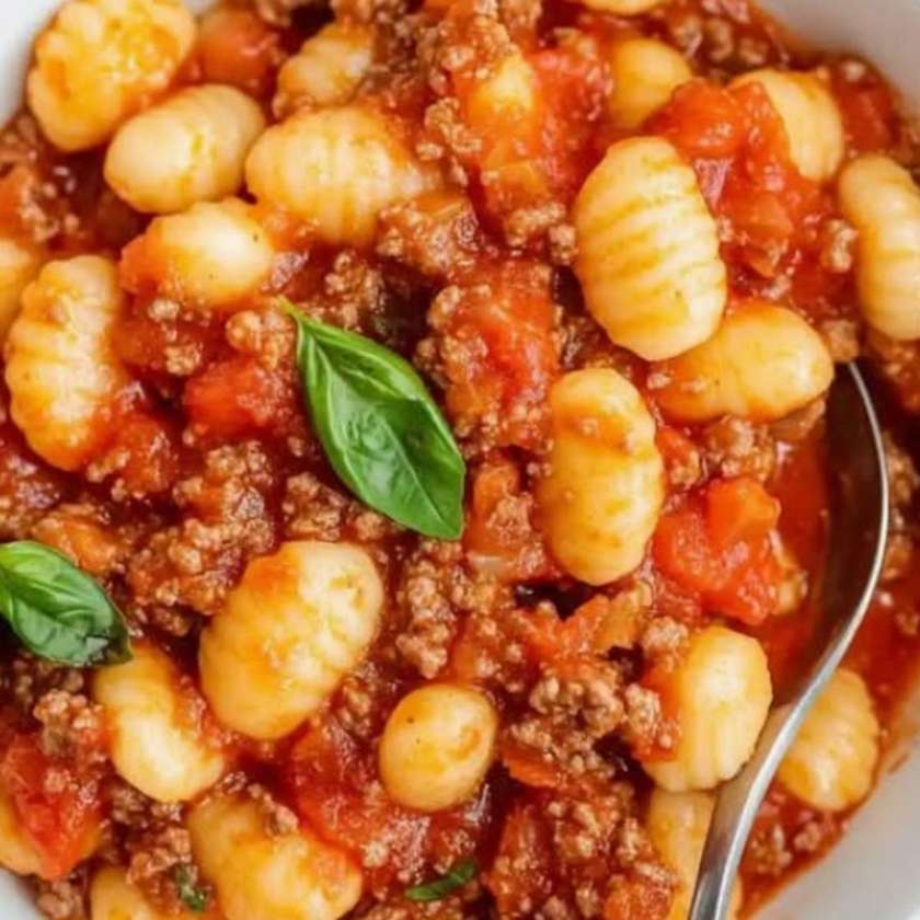 Gnocchi com Bolonhesa