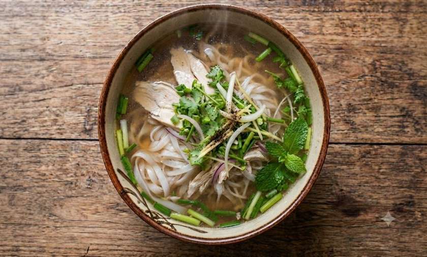 V5. Chicken Pho