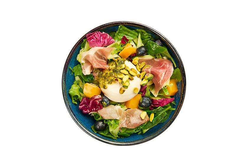 Salotos su Burrata ir vytintu kumpiu