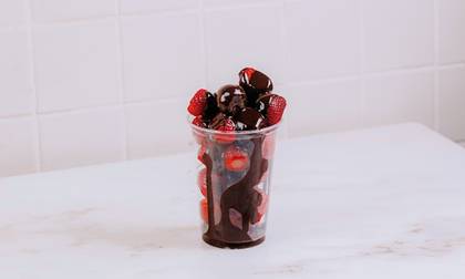 Copo Fruta Chocolate