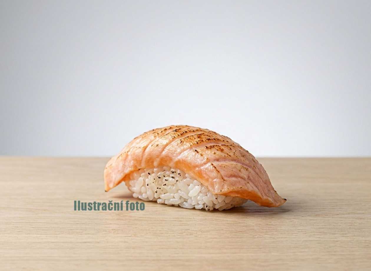 N2. Nigiri Sake Toro Aburi