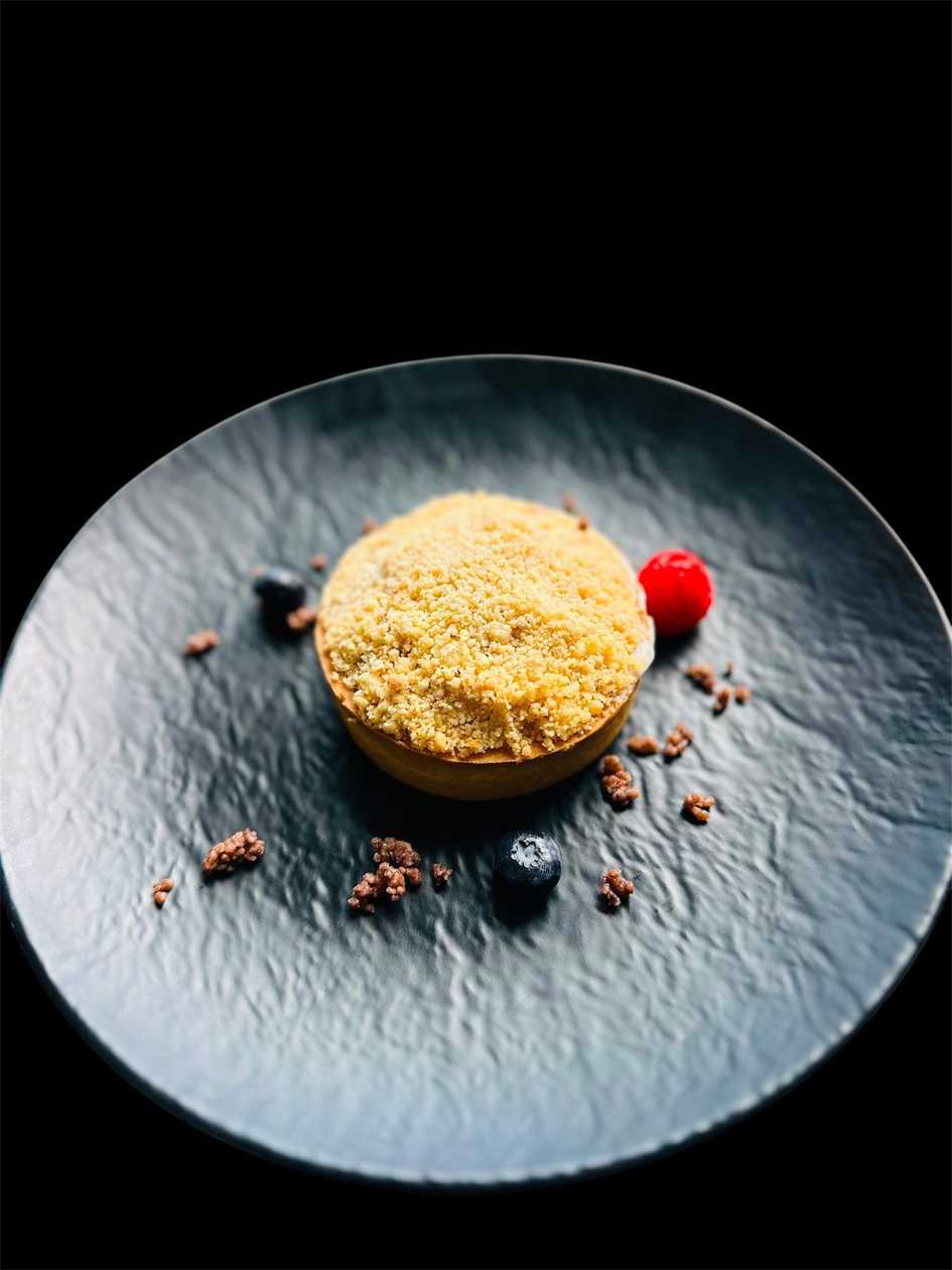 Warm Apple & Ginger Crumble