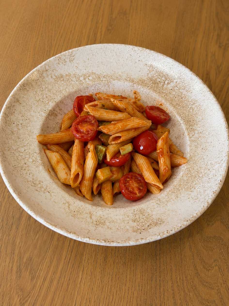 Penne Cu Dovlecei Si Rosii Cherry (400g)