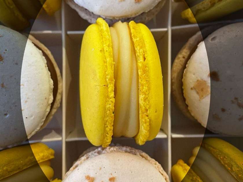 Mango-passion fruit macaron