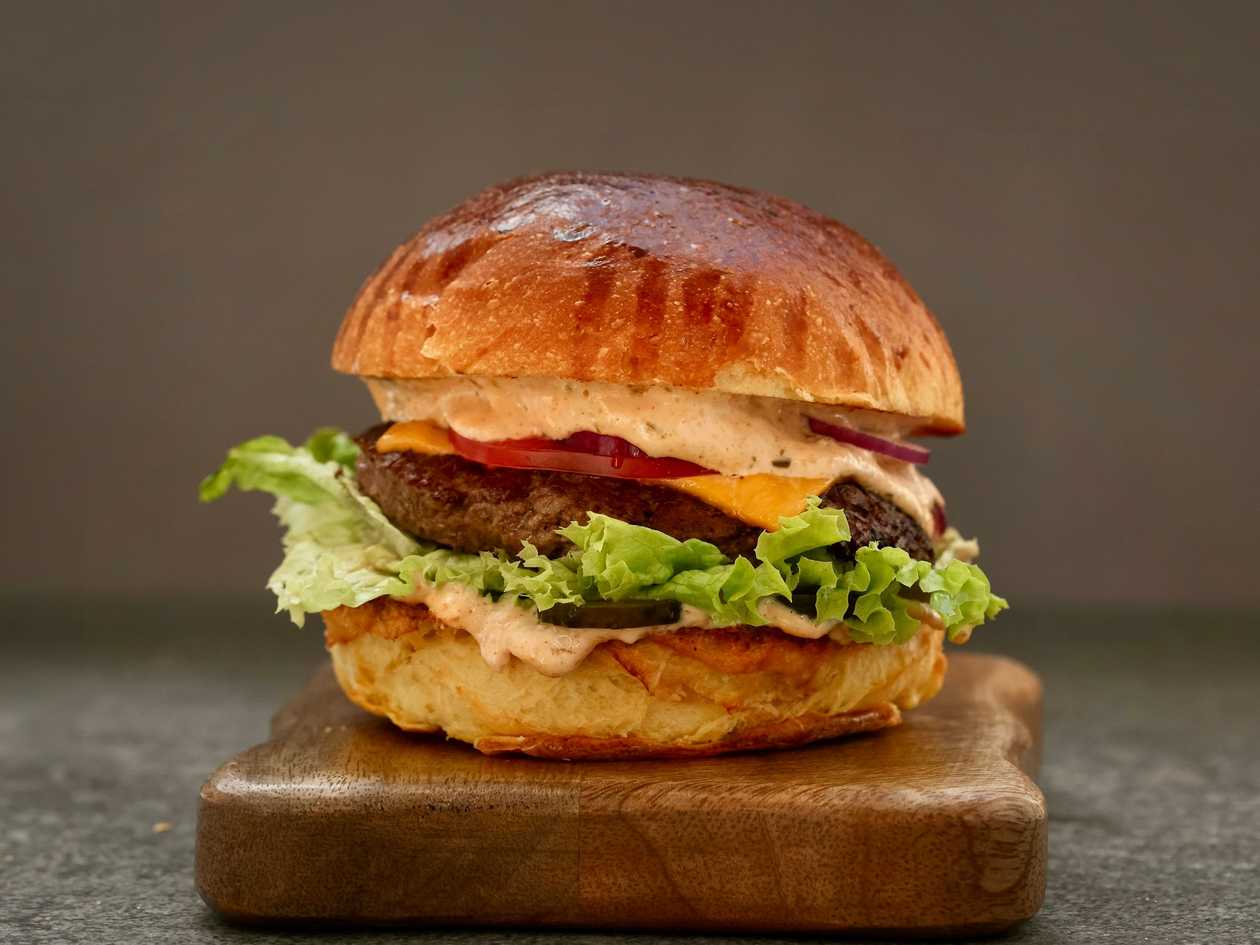 Classic Cheeseburger
