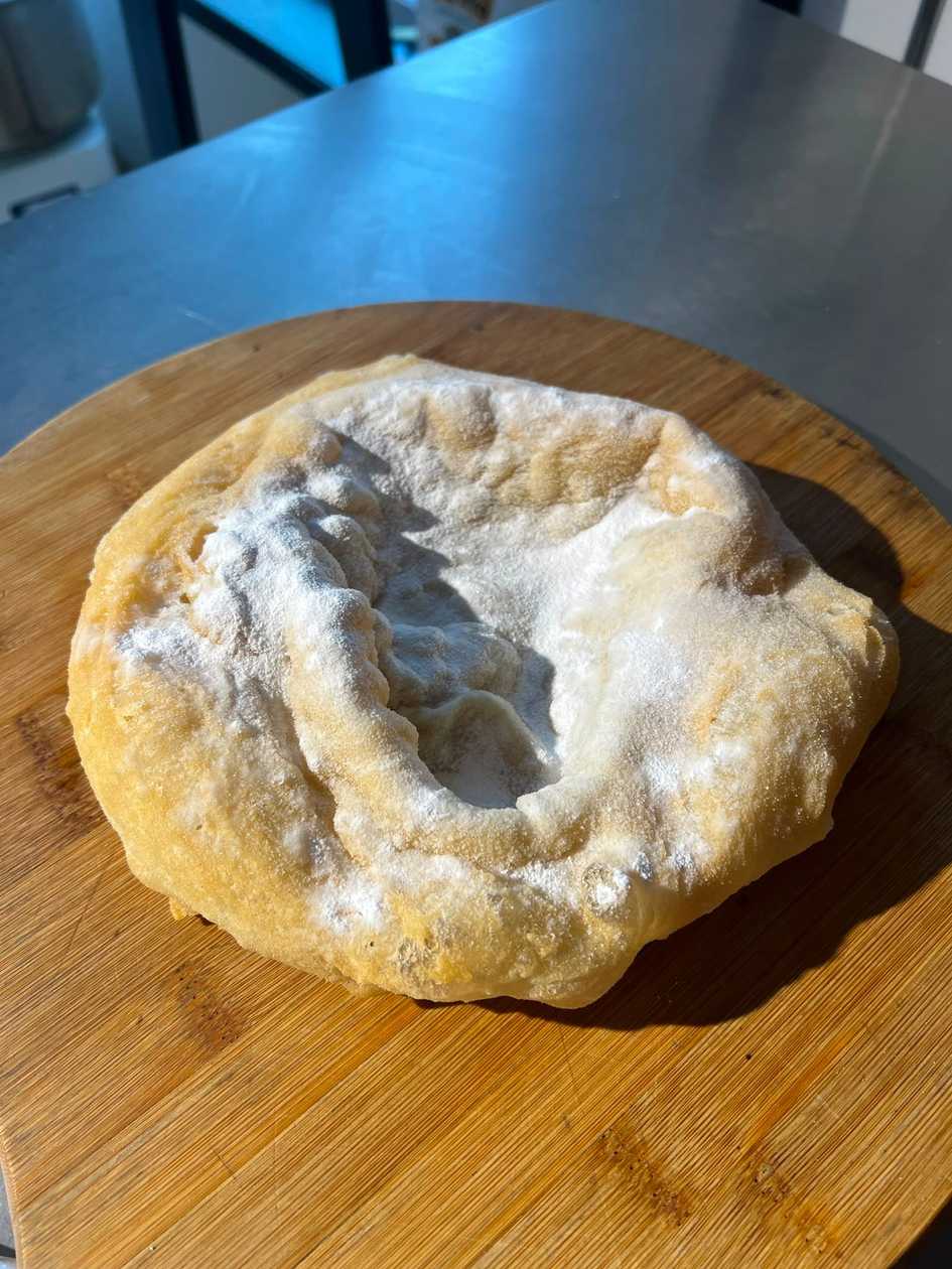 Montanara with Powdered Sugar