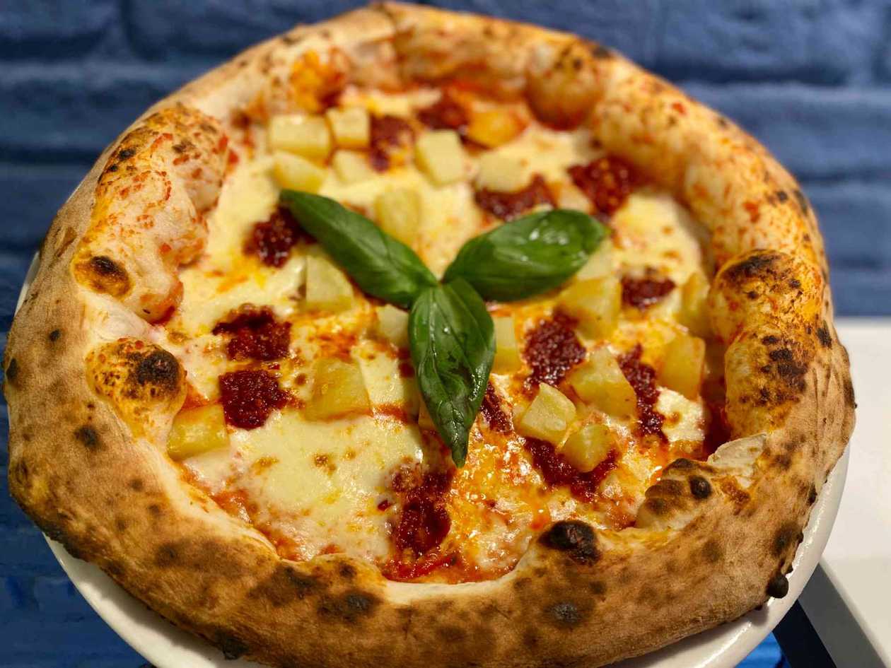 Pizza Calabrese