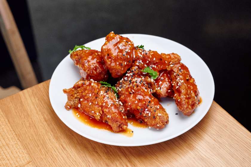 Zestaw Skrzydełka KFC Sweet Soy 9 szt
