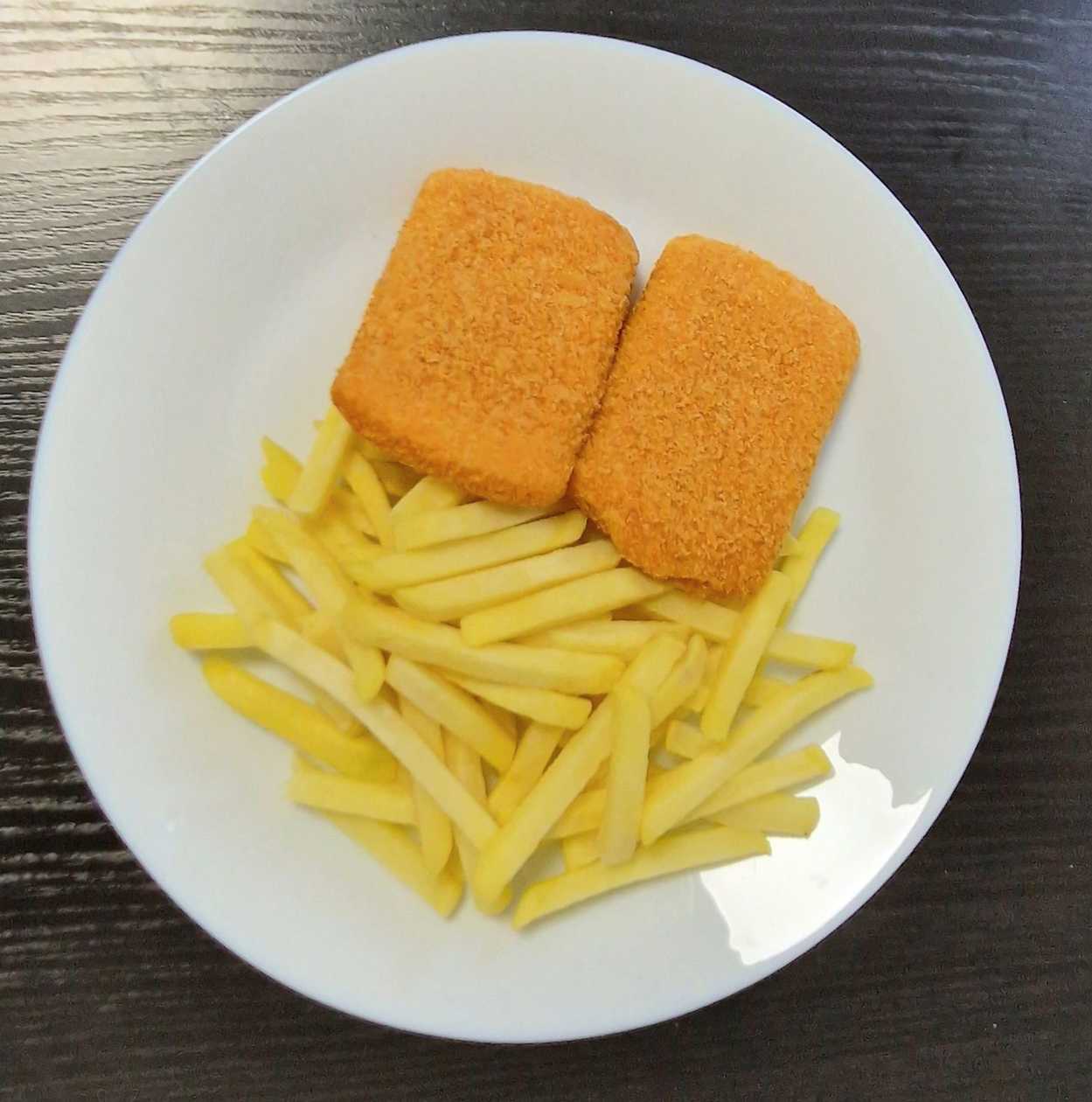 Fried cheese with french fries 180g