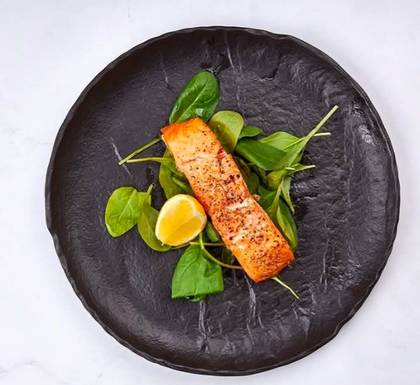 Salmon Steak with Roasted Potatoes 350g