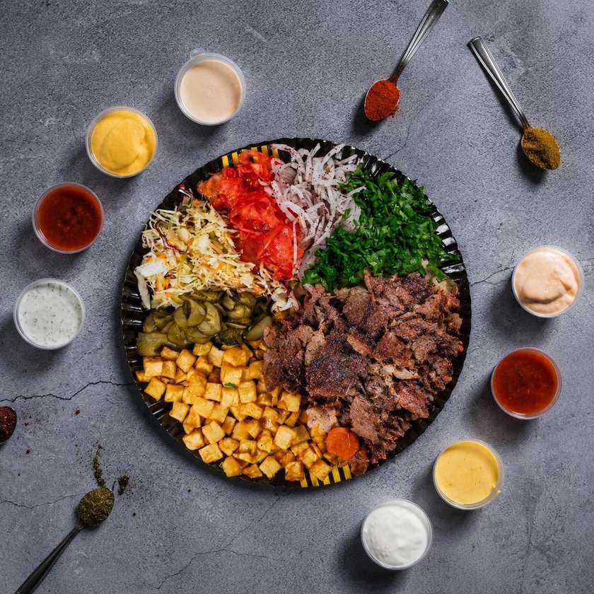 Kebab de Vita cu Berbecuț la Farfurie