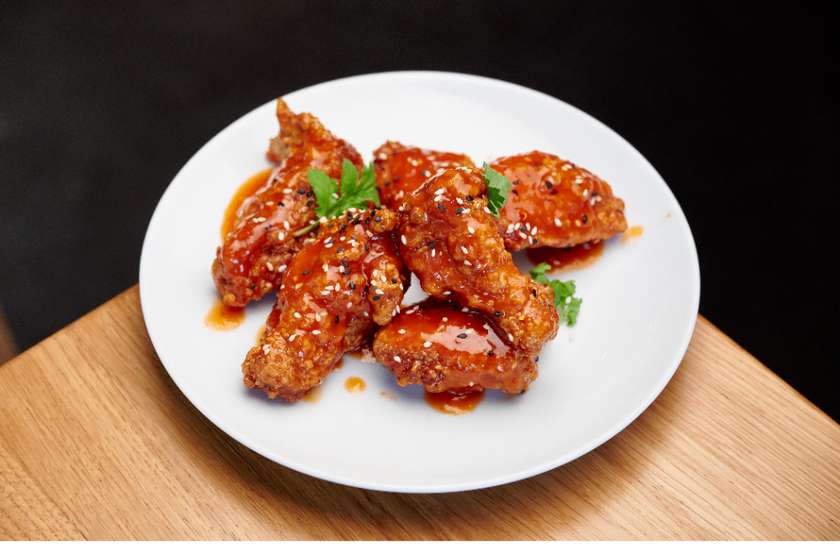 Zestaw Skrzydełka KFC Sweet Soy 6 szt