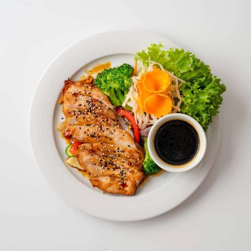 Chicken Steak + Rice Noodles