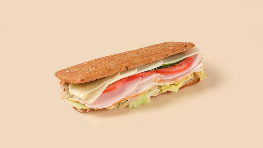 Chicken and Turkey Protein Sandwich Calories: 620
