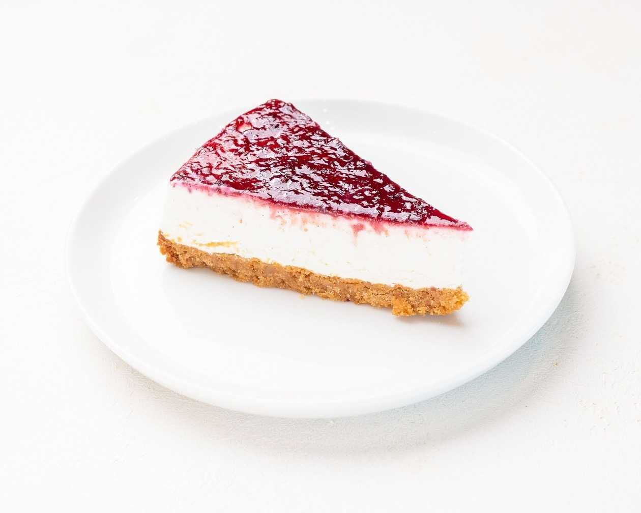 Fatia de Cheesecake de Frutos Vermelhos