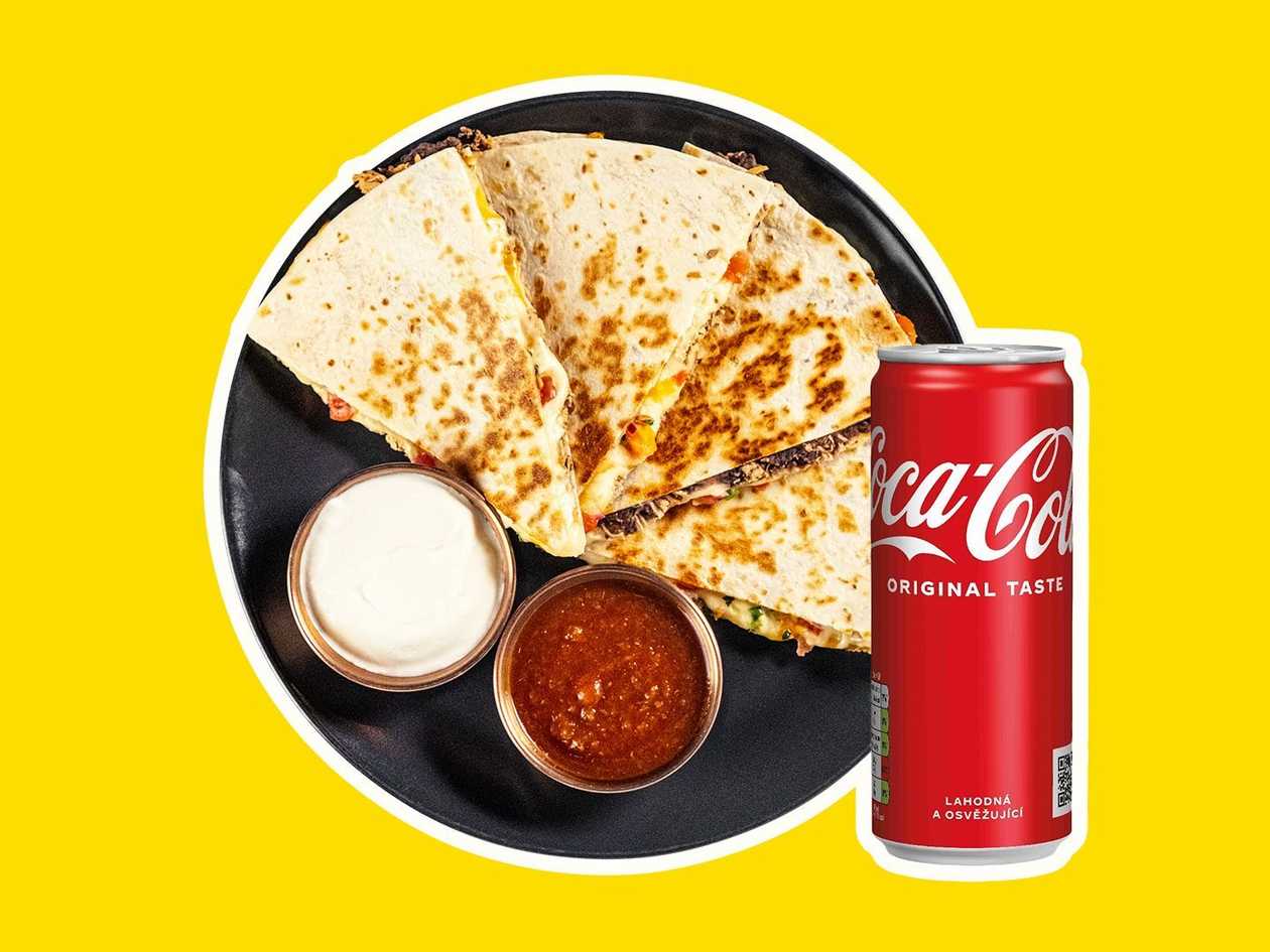 Quesadilla chicken Deluxe + Coca-Cola 0,33l