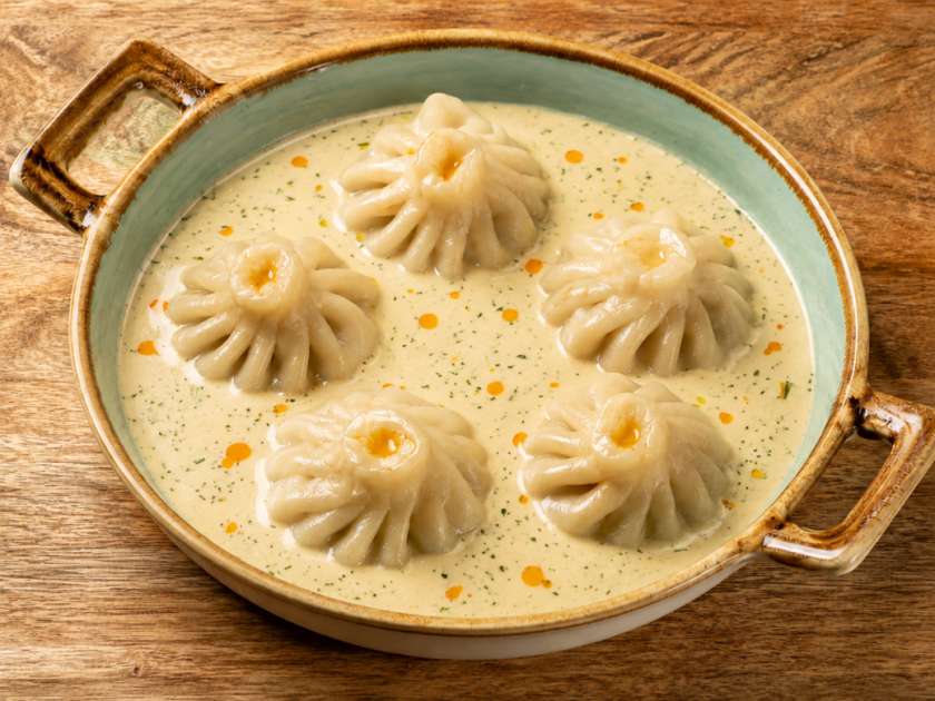 Khinkali with Creamy Pepper Sauce