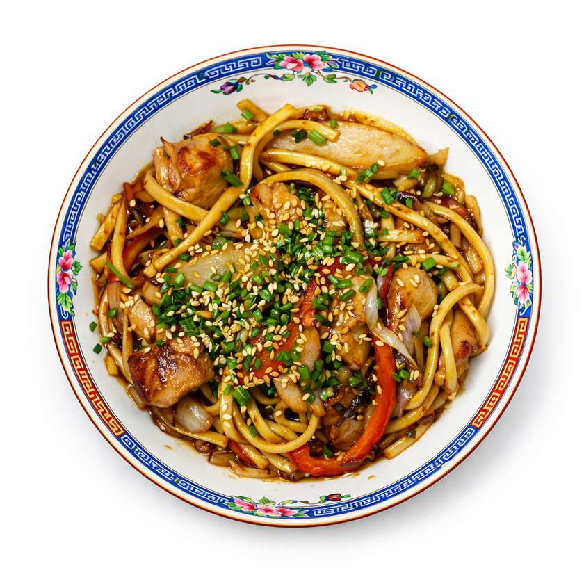 Udon Noodles Pho Style with Chicken (Wok)