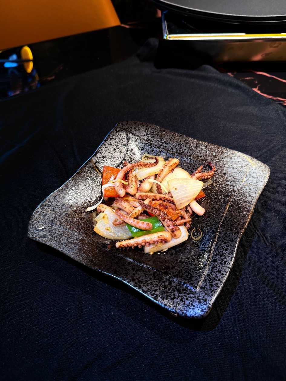 T19: Squid Teppanyaki