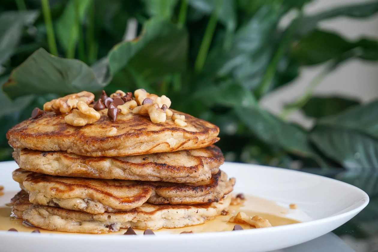 American Pancakes Walnuts & Honey