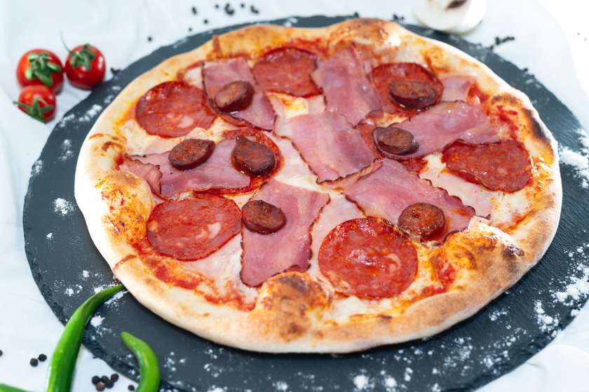 Pizza Carnivora