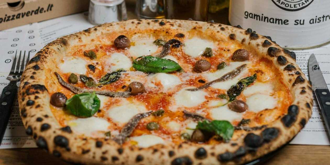 NAPOLETANA