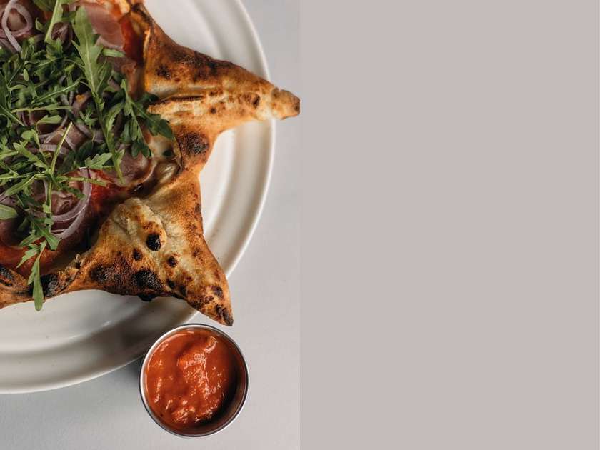 Signature pizza VICTORY in the shape of the star