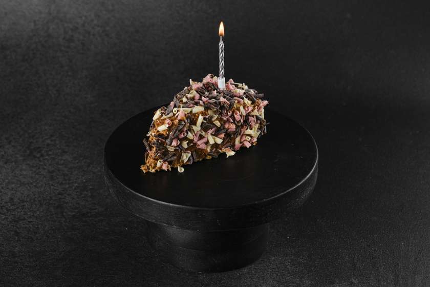 FESTIVE WAFFLE CAKE