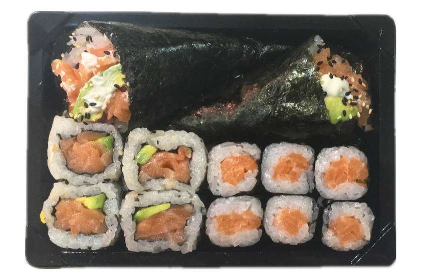 1026: Temaki and Roll 12 Pcs.