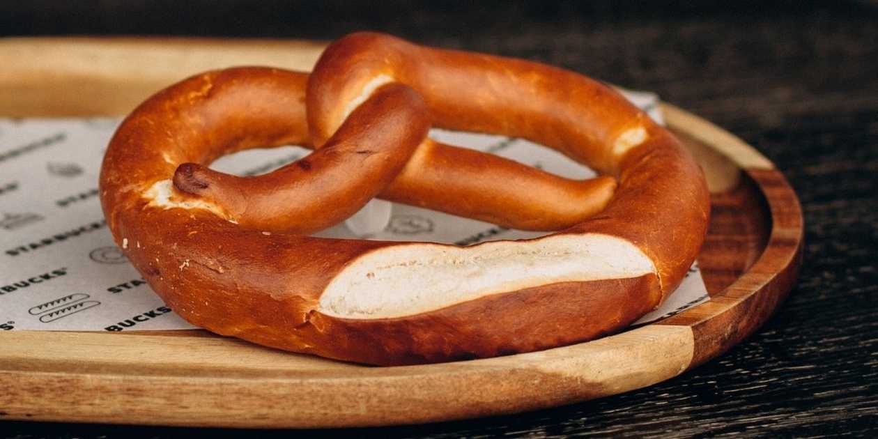 Pretzel ze słonym masłem