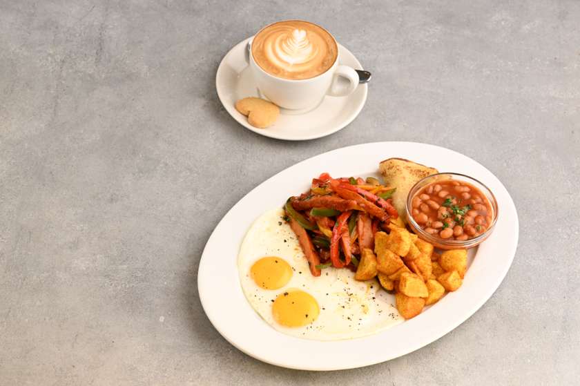 Ultimate Breakie + Single Hot Beverage/Small Juice