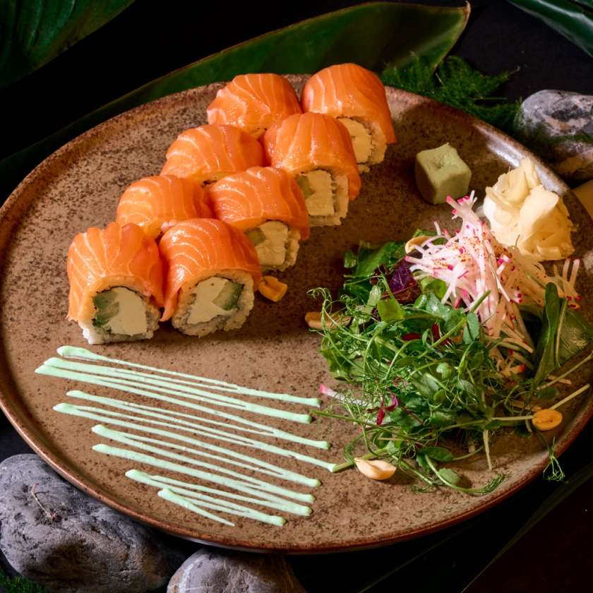 Philadelphia Roll with Avocado