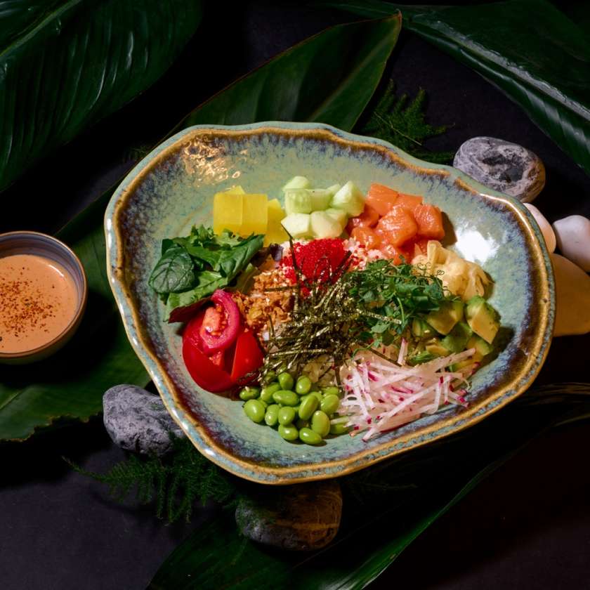 Salmon Poke with Spicy Sauce