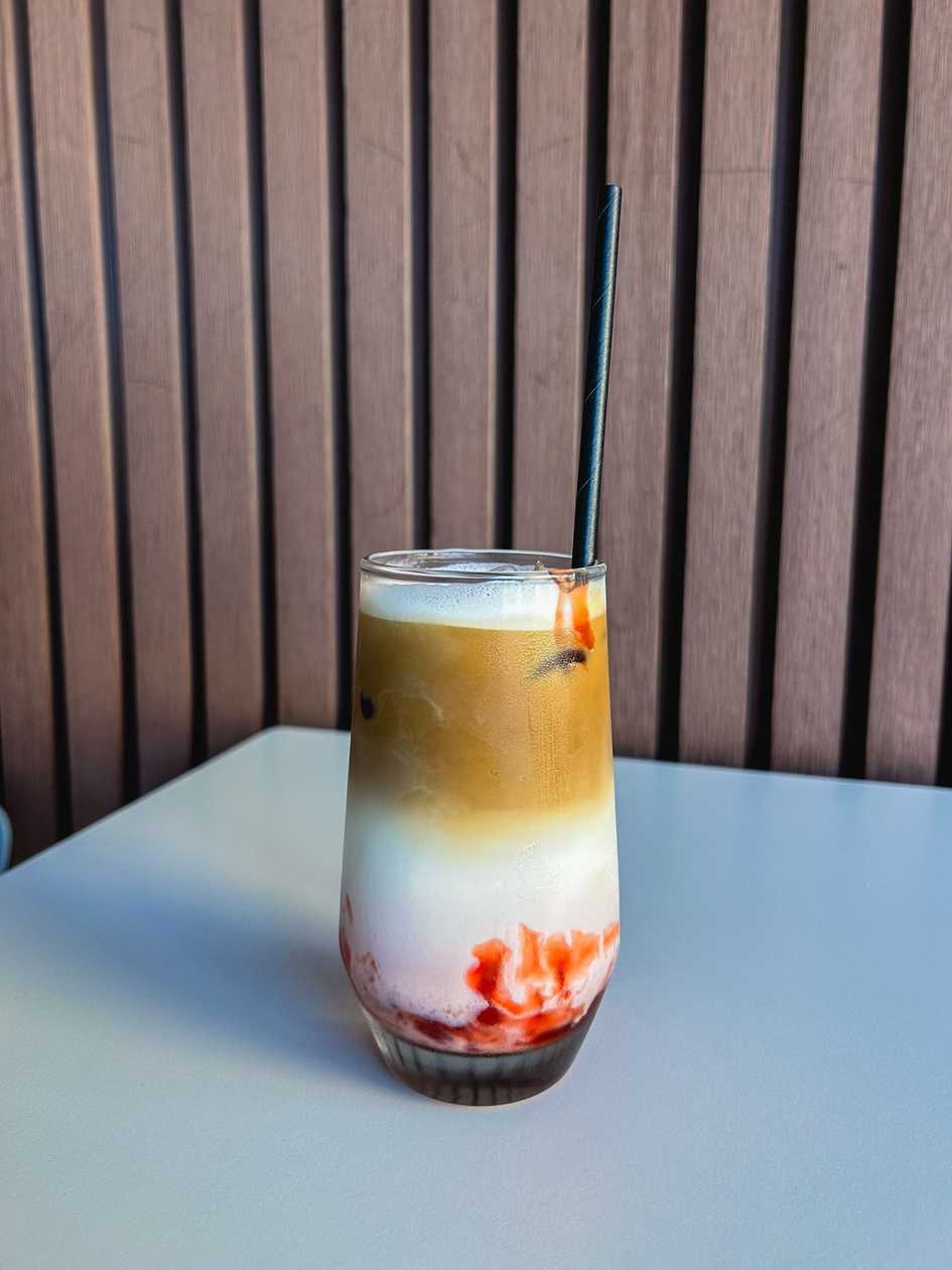 Iced Coffee Strawberry Latte