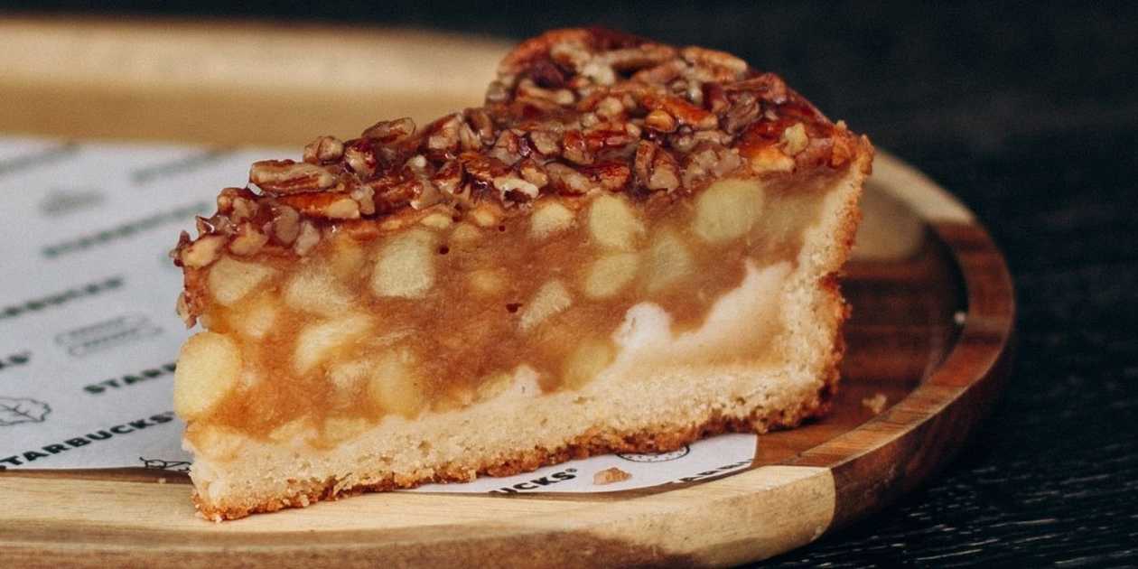 Ciasto jabłkowe z orzechami pekan