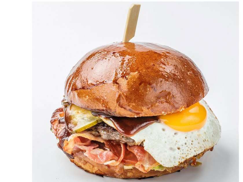 CUSTOM BURGER
