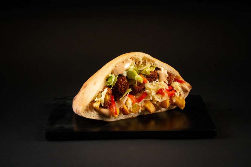 Sandwich cu Falafel