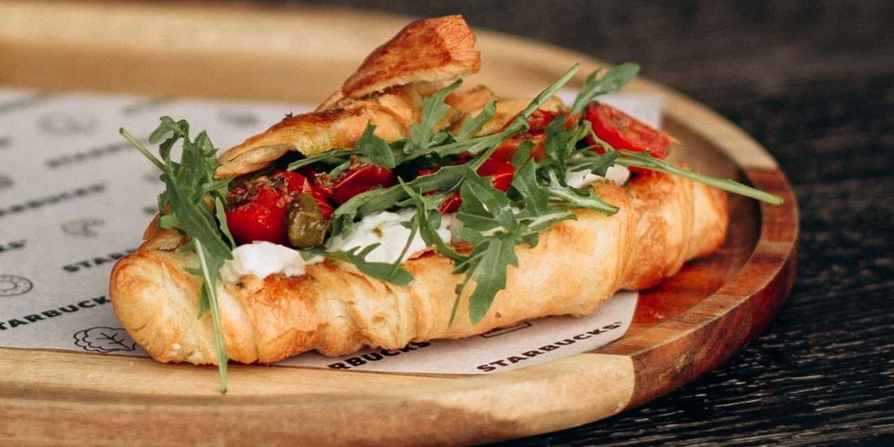 Croissant Caprese
