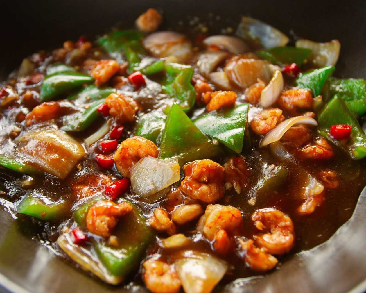 Shrimp in Green Pepper Sauce