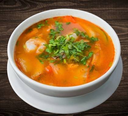 TOM YUM z Kurczakiem