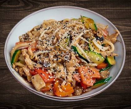 Udon z kurczakiem