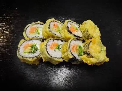 Tempura Salmon Futomaki