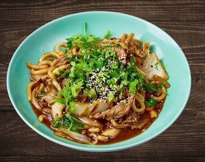 Udon z wołowiną