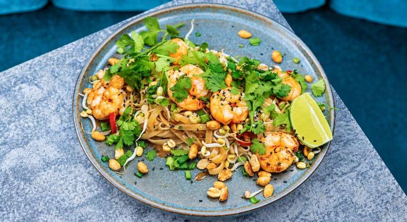 PAD THAI WITH SHRIMP