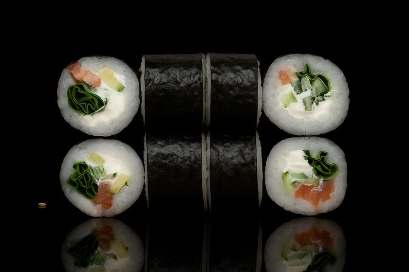 Salmon Futomaki