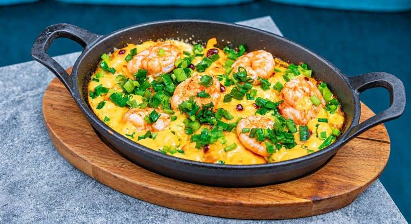 MAC & CHEESE WITH SHRIMP