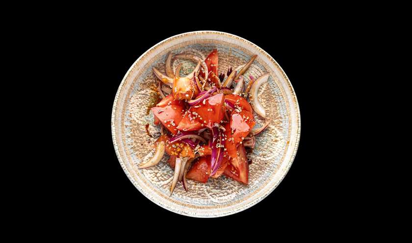 TOMATO AND ONION SALAD