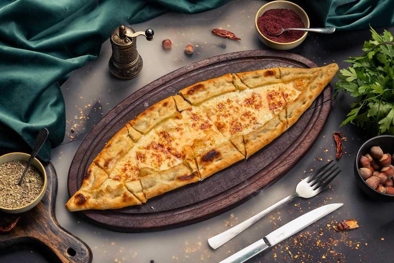 Kaşarli pide