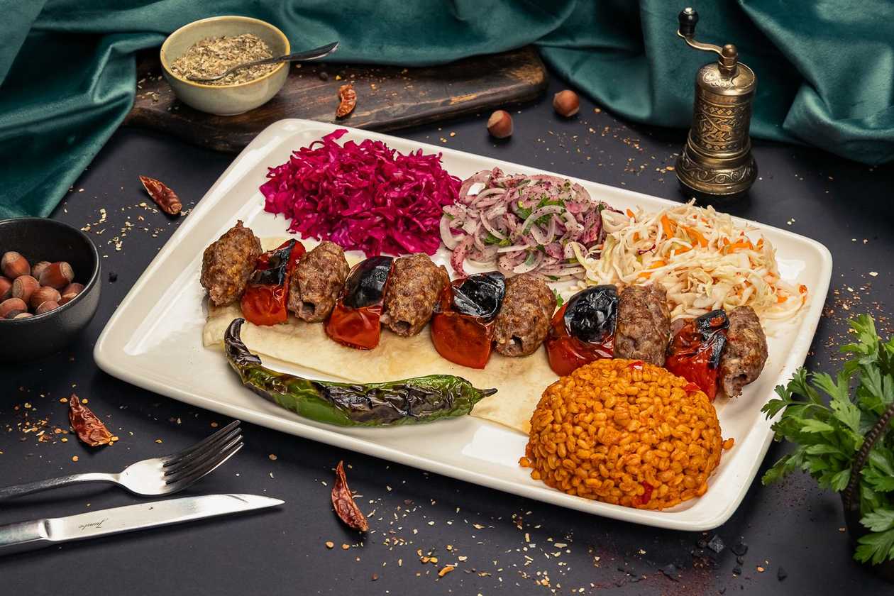 Domatesli kebap